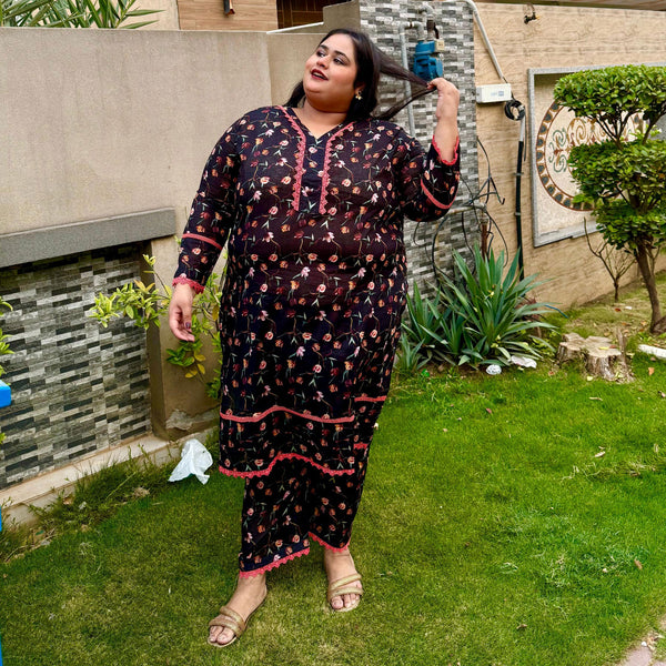 Midnight Bloom – Plus Size Stitched Floral Suit (2PC) PSW-9495