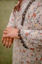 Mint Petal – Plus Size Stitched Floral Suit with Black Lace (2PC) PSW-9496