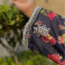 Rose Noir – Plus Size Black Chikankari Floral Kurti For Curvy Women PSW-9628