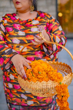 Urban Stroke – Plus Size Abstract Striped Zari Lawn Suit (2PC) PSW-9544